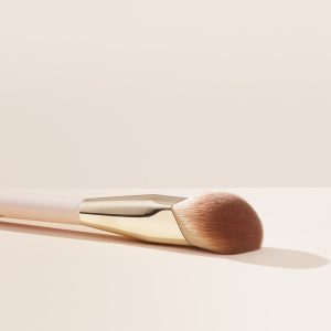 FOUNDATION-BRUSH-SKU-3_b8058a6f-761c-44e6-aeba-025bc259f3ff.jpg
